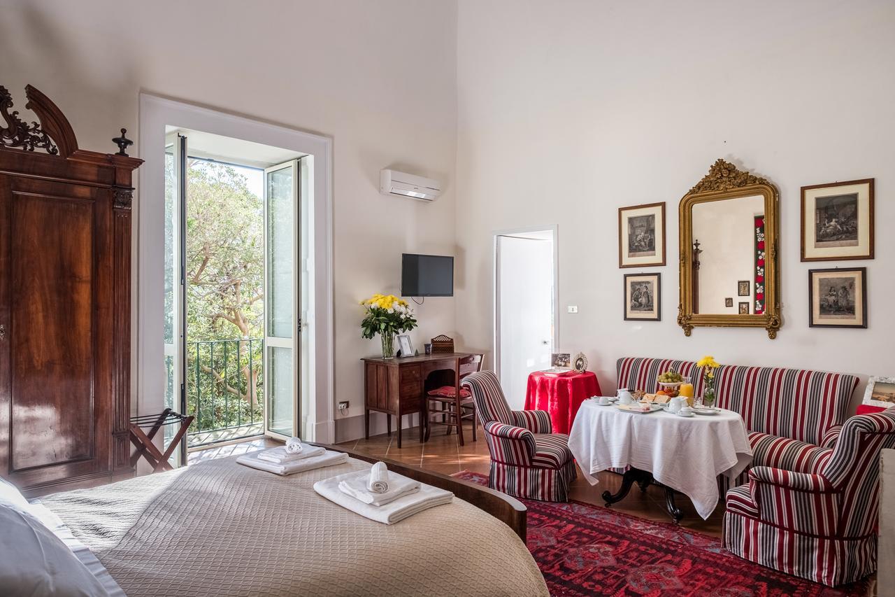 Palazzo Bernardini Suites Lecce Exteriér fotografie